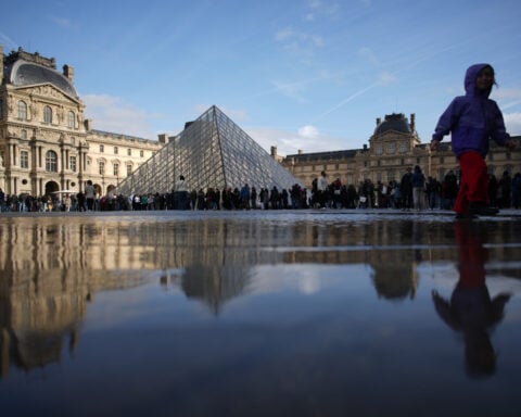French senators say security at the Louvre is 'not in line' with modern standards and demand action
