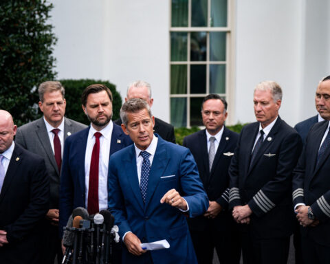 Vance and Duffy warn Thanksgiving travel ‘could be a disaster’ if shutdown barrels on