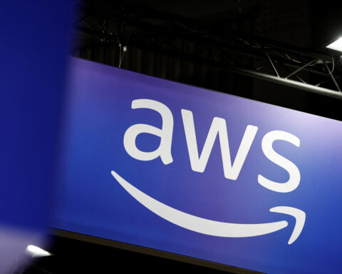 Verizon, AWS expand tie up with new fiber network to power AI applications