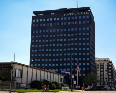 Buffett-owned utility warns of strained liquidity from wildfire trials