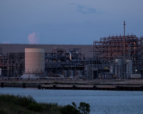 US becomes first country to export 10 million tonnes of LNG in single month