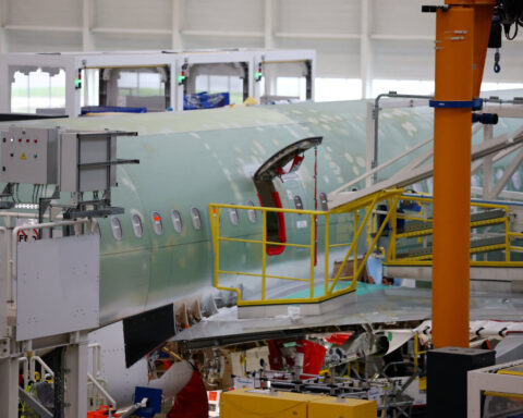 Airbus needs 235 deliveries to reach year-end goal, sources say