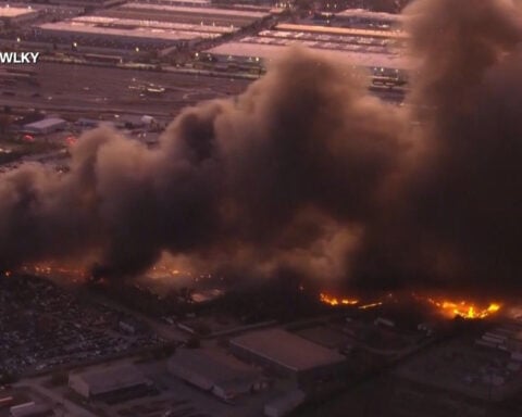 Video of UPS plane crash near Louisville airport