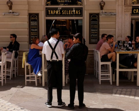 Spain's services sector growth fastest in 10 months in October, PMI shows