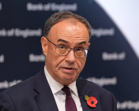 BoE's Bailey: Risk of AI bubble if markets over price returns