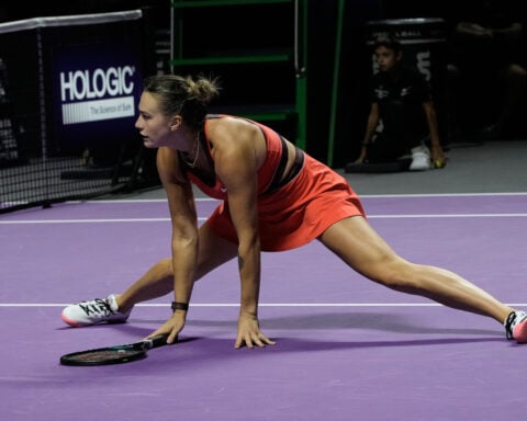 Aryna Sabalenka eliminates Coco Gauff to reach last four at WTA finals
