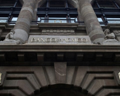 Bank of Mexico lowers benchmark interest rate to 7.25%