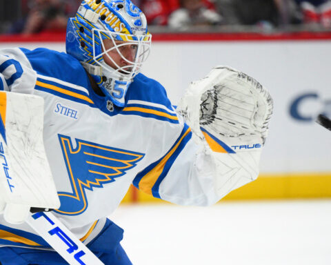 Blues' Binnington 'always planned' to give Ovechkin his 900th goal puck