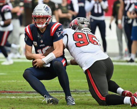 TreVeyon Henderson, Drake Maye lead the Patriots to a 28-23 victory over the Buccaneers