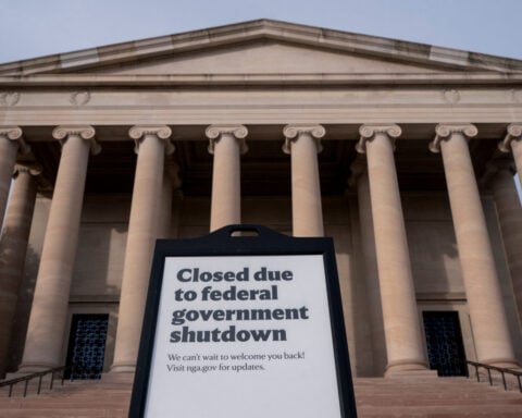 US Senate takes steps toward vote on ending federal shutdown
