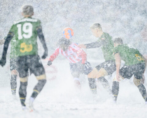 After plows clear field for overtime, Ottawa beats Calgary 2-1 in snowy North Star Cup