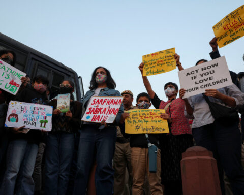 New Delhi police detain dozens in anti-pollution protests