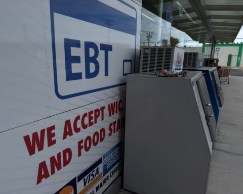 Trump administration cannot withhold full funding for food aid, US appeals court rules