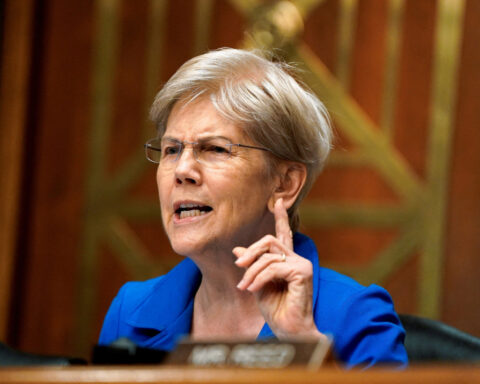 US senator challenges defense industry on right-to-repair opposition as funding talks continue