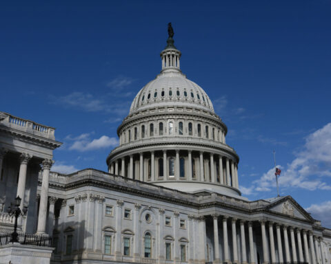US Senate compromise sets stage for end to government shutdown