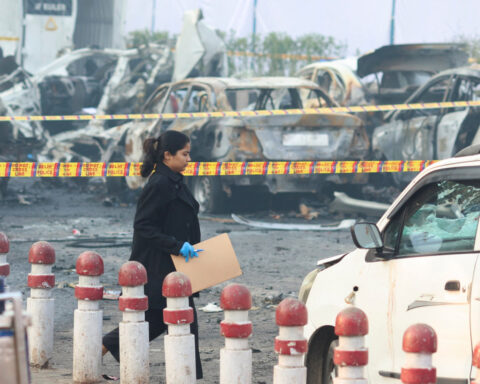 What do we know about Delhi car blast that killed eight people?
