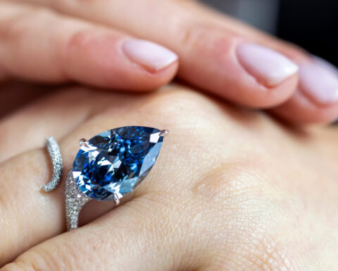 'Mellon Blue' diamond sells for $25.6 million at Swiss auction