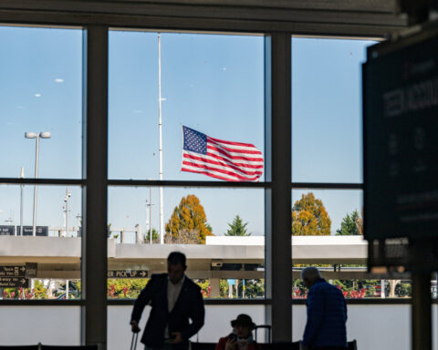 US airlines cancel 1,200 flights Tuesday as shutdown continues