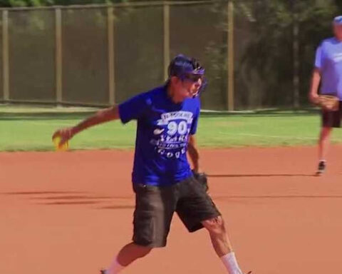 Navy veteran celebrates 90th birthday as the winning pitcher in his local softball league