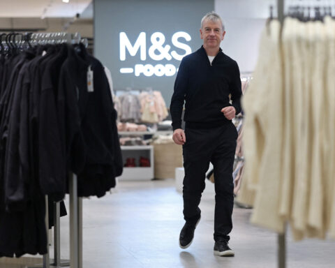 M&S shakes up fashion supply chain to spark online growth