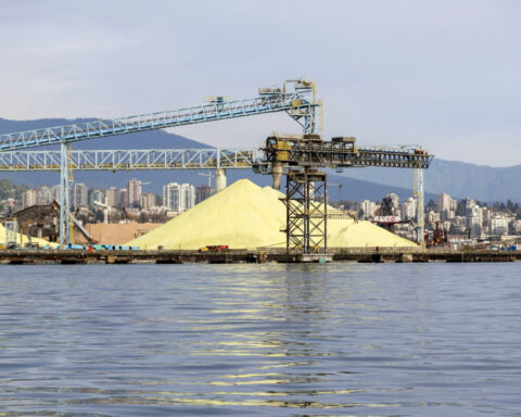 Sulfur-based batteries could offer electric vehicles a greener, longer-range option