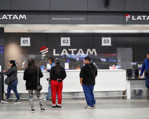 Chile's Latam Airlines cancels 173 flights due to pilot strike