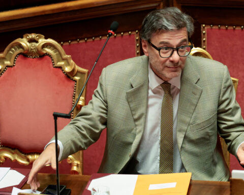 Italy seeks faster introduction of EU levy on low-value parcels