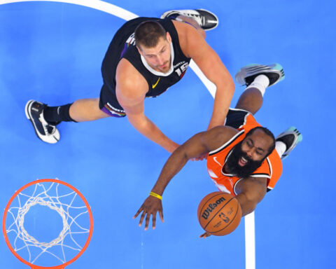 Nikola Jokic scores 55 points to match NBA season high, Nuggets beat Clippers for 6th straight win