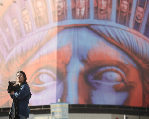 Iran's dual reality: As veil restrictions ease, political crackdown deepens