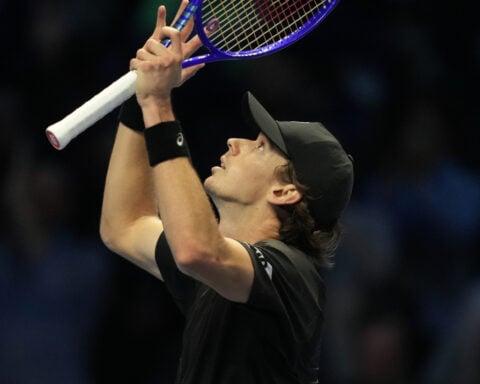 Carlos Alcaraz seals year-ending No. 1 ranking with another win at the ATP Finals