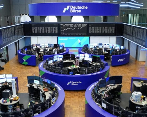 European shares fall as US rate cut expectations wane; UK fiscal worries resurface