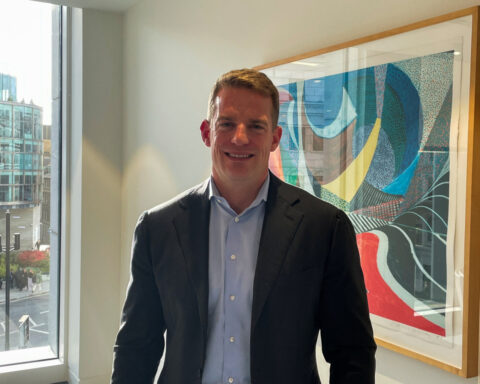 'No playbook' for AI bubble fears, says Deutsche Bank investment arm CEO