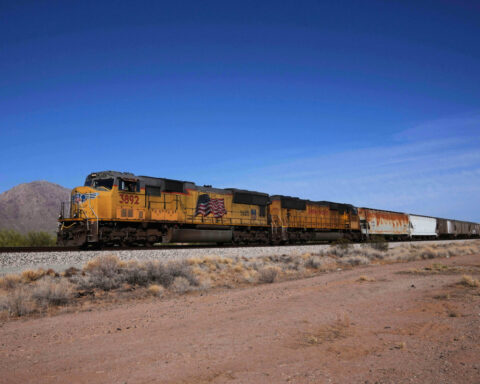 Shareholders of Union Pacific, Norfolk Southern support $85 billion rail merger