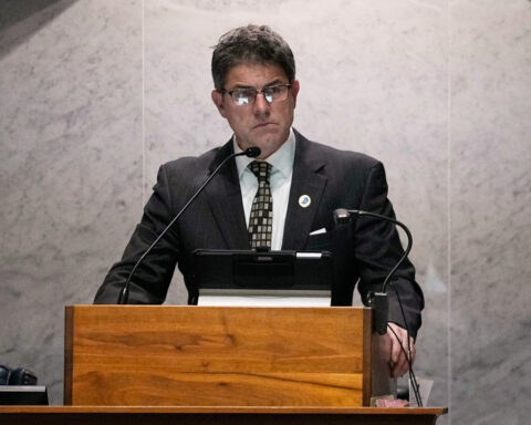 Indiana Senate won't vote on redistricting, defying Trump's push