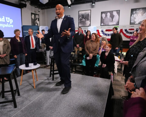 Cory Booker says Dems need to 'get back in the huddle' after blowing a big play