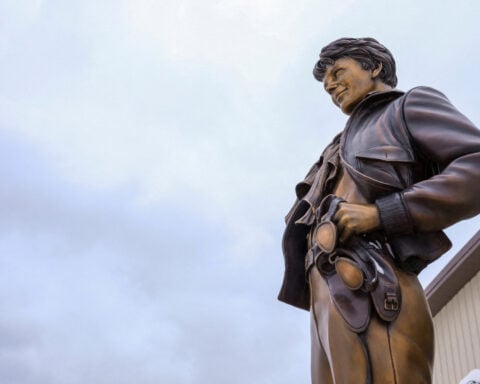 US National Archives releases Amelia Earhart records promised by Trump