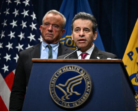 RFK Jr. discussed scaling back the role of FDA chief Makary, WSJ reports