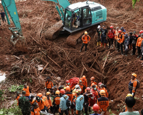Indonesia landslide kills 11 in Central Java, official says 12 missing