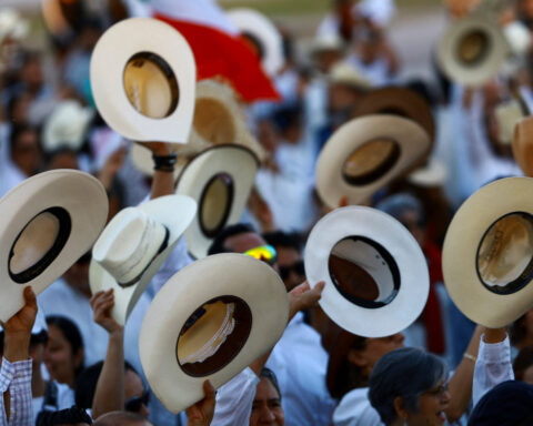 Gen Z-styled protests spread in Mexico, fueled by mayor's murder