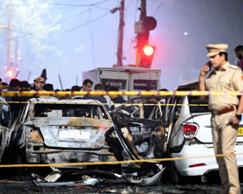 India arrests Kashmir resident in connection with deadly Red Fort bomb attack