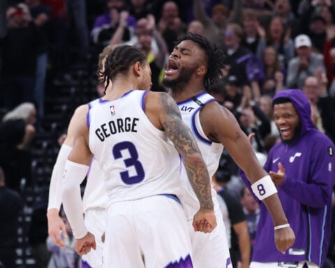 George makes late 3 in 2OT, Markkanen scores 47 as Jazz beat Bulls 150-147