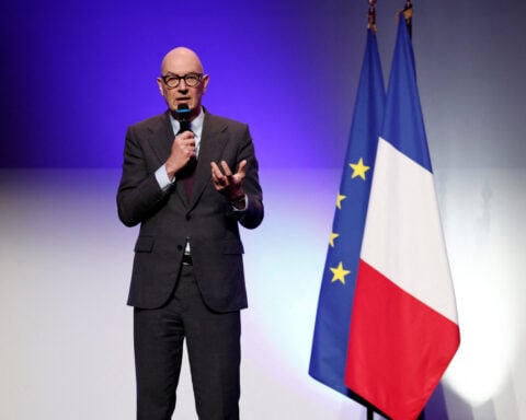 France nets 9 billion euros in new corporate investments despite budget battles