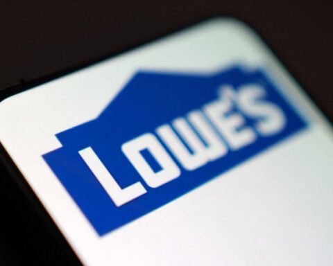 Home Depot, Lowe's earnings to gauge recovery in home-improvement spending