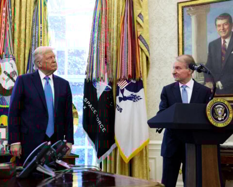 US outlines new approach for proxy disputes, seen as blow to shareholder activists