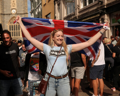 UK targets touts with ban on ticket resale for profit