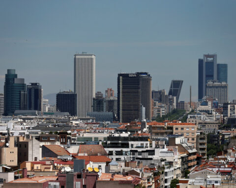 Spain targets budget deficit of 2.1% of GDP in 2026