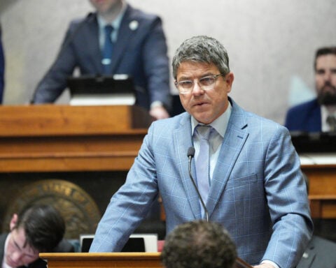 Trump doubles down on redistricting in Indiana even as lawmakers rebuke special session