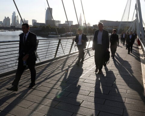 UK pay settlements rise to highest in 2025, Brightmine says