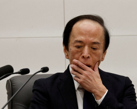 Japan policymakers agree to watch market with 'strong sense of urgency', yen weakens