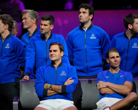 Roger Federer elected to International Tennis Hall of Fame in 1st year of eligibility